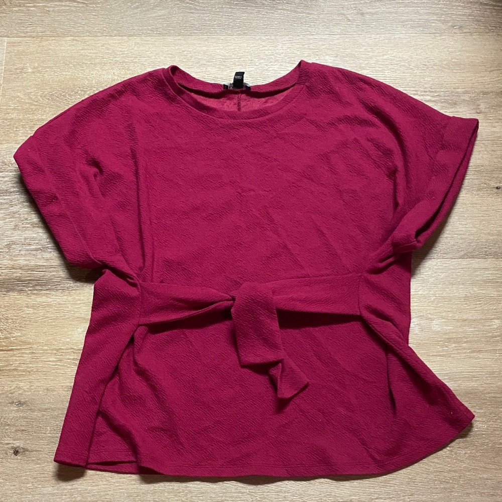 Express Women's Raspberry Short Sleeve Tee